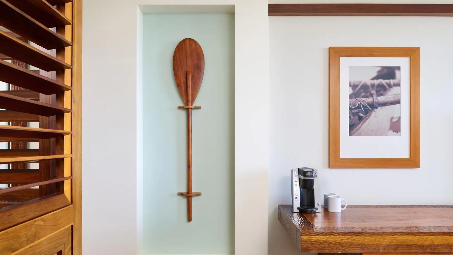 Royal Lahaina Resort & Bungalows