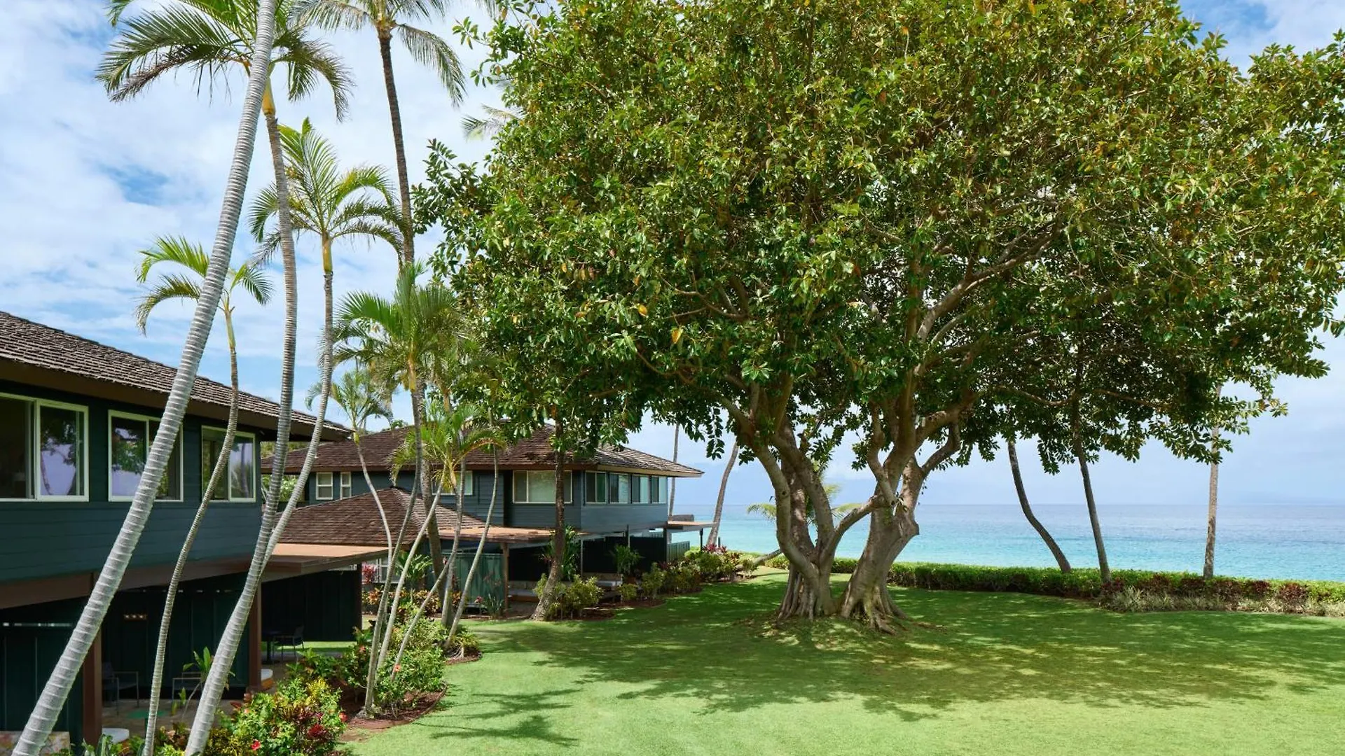 Royal Lahaina Resort