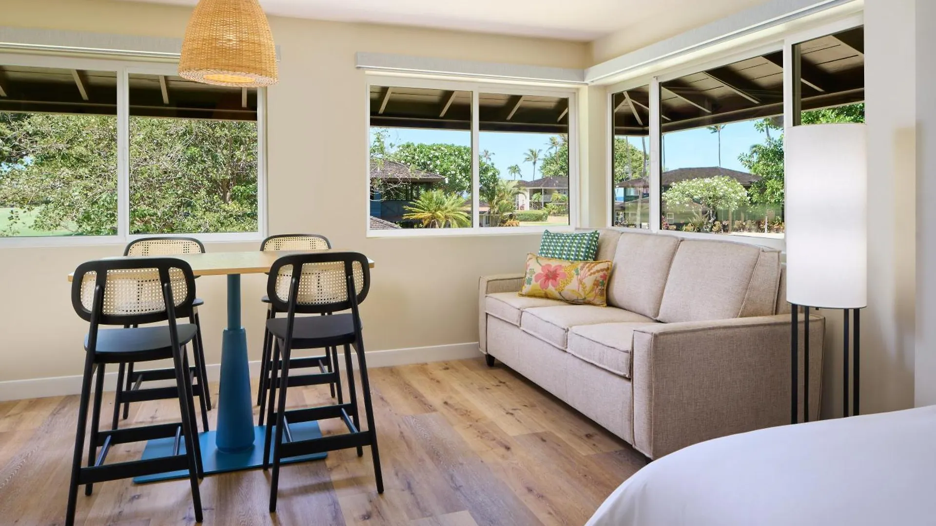 Royal Lahaina Resort