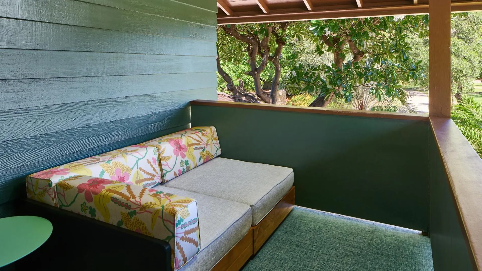 Royal Lahaina Resort