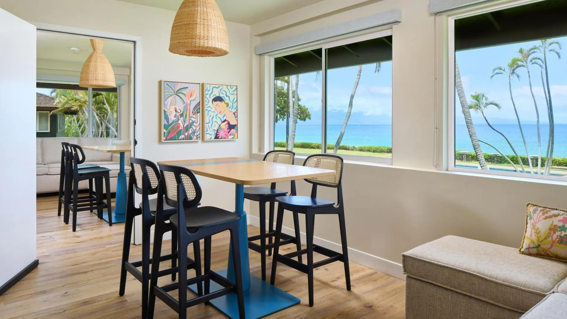 Royal Lahaina Resort & Bungalows
