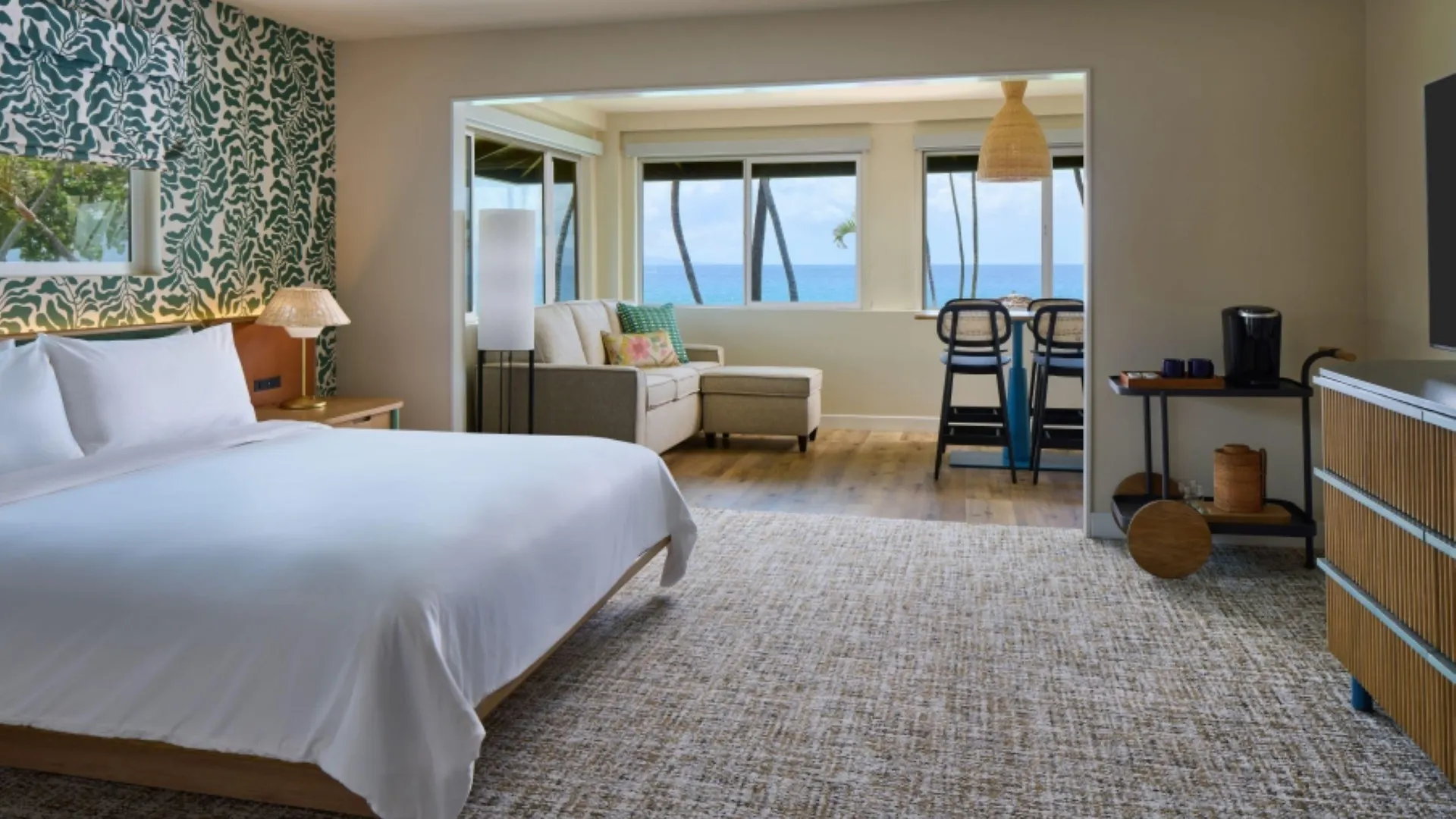 Royal Lahaina Resort & Bungalows