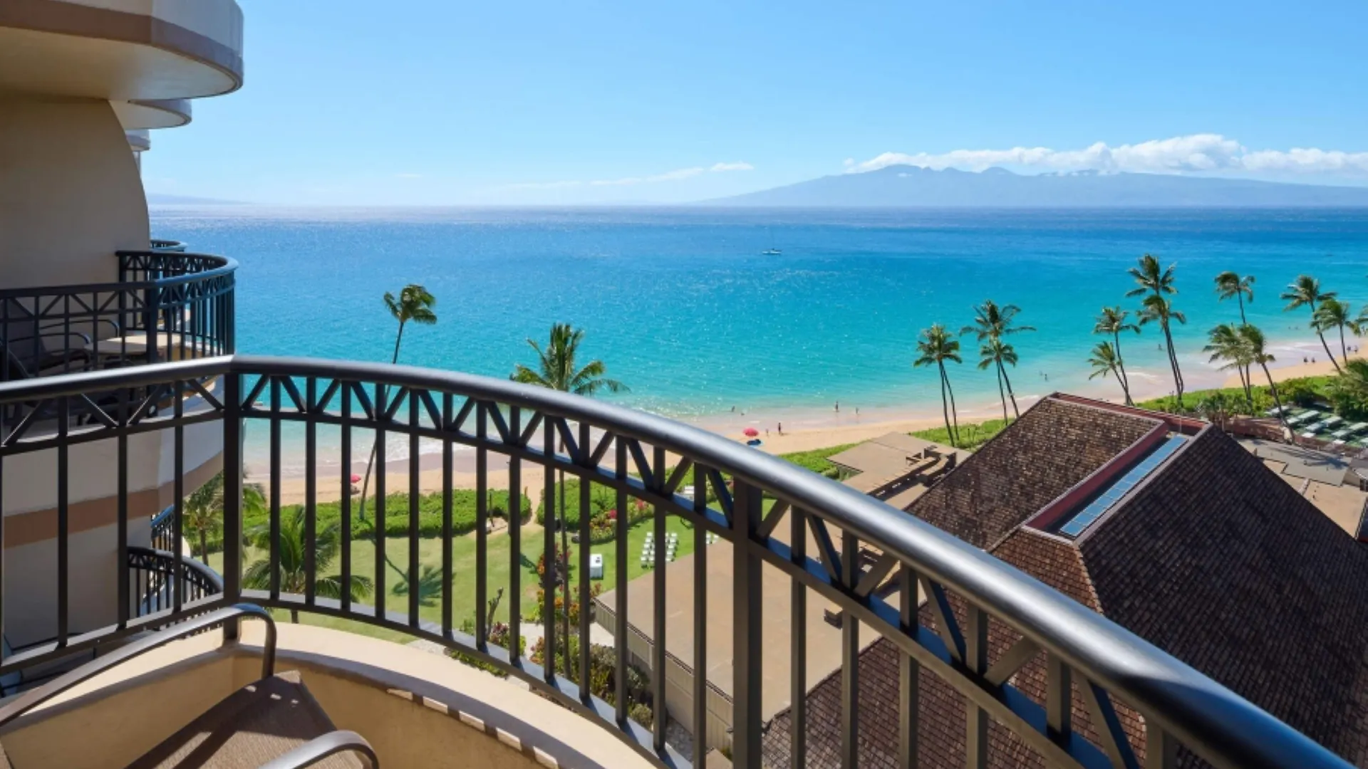 Royal Lahaina Resort & Bungalows